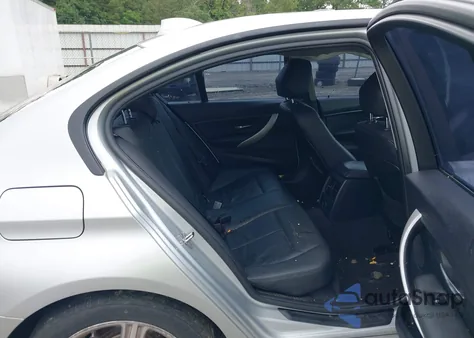 2012 BMW 328I z USA, uszkodzony, nr VIN WBA3A5C50CF349365